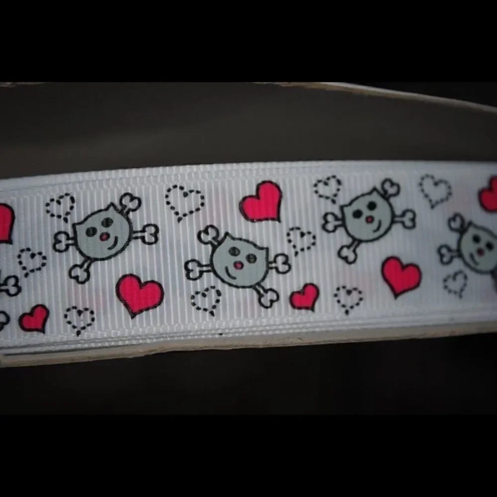 5/$20 grosgrain Ribbon 7/8” 5 yards skull kitties